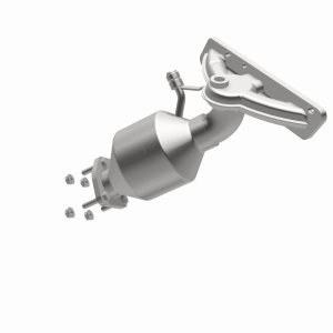 Mazda MPV Catalytic Converter - Rear - Magnaflow - OEM Grade Direct-Fit - `02-`06