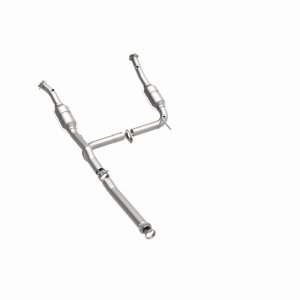 Ford Explorer Catalytic Converter - Magnaflow - OEM Grade, Direct-Fit - `04-`05