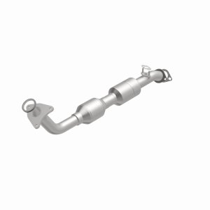 Toyota Land Cruiser Catalytic Converter - Magnaflow - OEM Grade Direct-Fit - `98-`07 Toyota Land Cruiser Catalytic Converter - Magnaflow - OEM Grade Direct-Fit - `98-`07