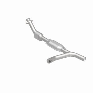 Ford E-250 Econoline Catalytic Converter - Magnaflow - Direct Fit, OEM Grade - `00-`02