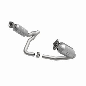 Mitsubishi Raider Catalytic Converter - Magnaflow - Direct-Fit - 2006