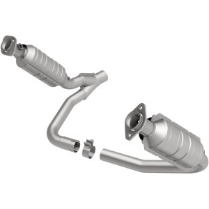 Mitsubishi Raider Catalytic Converter - Magnaflow - Direct-Fit - 2006 Mitsubishi Raider Catalytic Converter - Magnaflow - Direct-Fit - 2006