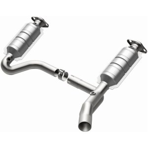 Mitsubishi Raider Performance Exhaust - Magnaflow - Direct-Fit Catalytic Converter - 2006
