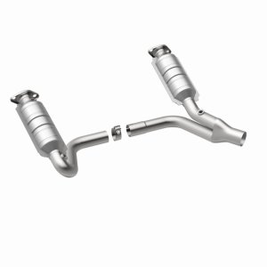Mitsubishi Raider Performance Exhaust - Magnaflow - Direct-Fit Catalytic Converter - 2006