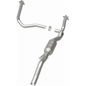 Dodge Durango Catalytic Converter - Magnaflow - OEM Grade Federal/EPA Compliant Direct-Fit - `00-`03
