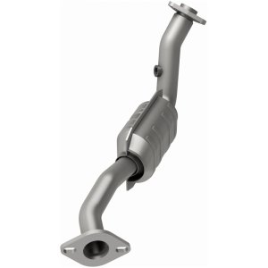 Nissan Xterra Catalytic Converter - Magnaflow - Direct-Fit OEM Grade - `00-`04