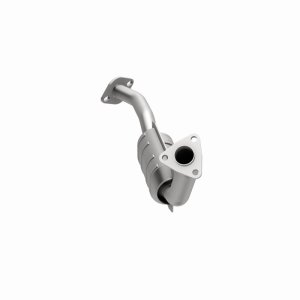 Nissan Xterra Catalytic Converter - Magnaflow - Direct-Fit OEM Grade - `00-`04