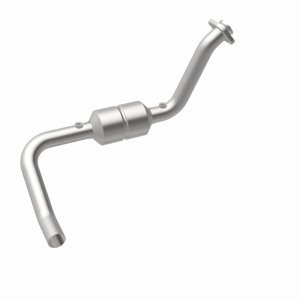 Dodge Durango Catalytic Converter - Driver Side - Magnaflow - OEM Grade Direct-Fit - `04-`06