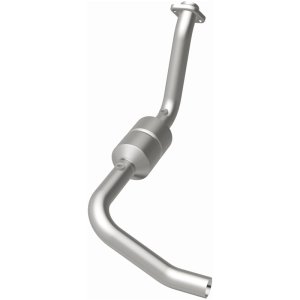 Dodge Durango Catalytic Converter - Driver Side - Magnaflow - OEM Grade Direct-Fit - `04-`06