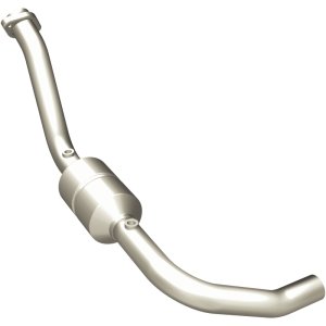 Dodge Durango Catalytic Converter - Driver Side - Magnaflow - OEM Grade Direct-Fit - `04-`06