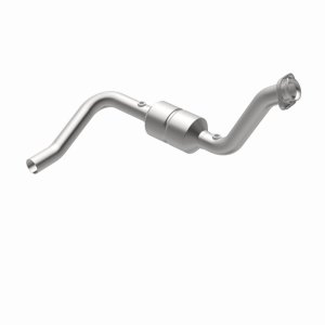 Dodge Durango Catalytic Converter - Driver Side - Magnaflow - OEM Grade Direct-Fit - `04-`06