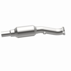 Pontiac Vibe Catalytic Converter - Rear - Magnaflow - OEM Grade Direct-Fit - `09-`10