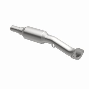 Pontiac Vibe Catalytic Converter - Rear - Magnaflow - OEM Grade Direct-Fit - `09-`10