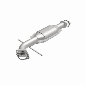 Kia Sedona Catalytic Converter - Rear - Magnaflow - OEM Grade Direct-Fit - `02-`05