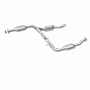 Ford Explorer Catalytic Converter - Magnaflow - OEM Grade Direct-Fit - `02-`04