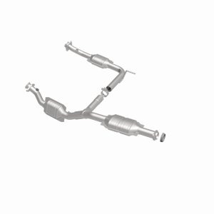 Ford Explorer Catalytic Converter - Magnaflow - OEM Grade Direct-Fit - `02-`04