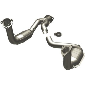 Chevrolet SSR Catalytic Converter - Magnaflow - Direct Fit - `03-`06