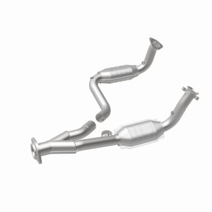 Chevrolet SSR Catalytic Converter - Magnaflow - Direct Fit - `03-`06