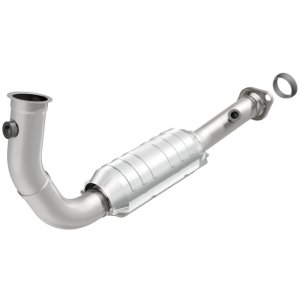 Jeep Liberty Catalytic Converter - Front - Magnaflow - Direct-Fit - 2004