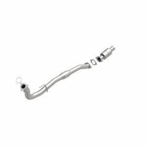 Chevrolet Avalanche 2500 Catalytic Converter - Magnaflow - OEM Grade Direct-Fit, Mandrel Bent Tubing - `02-`03