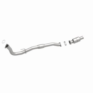 Chevrolet Suburban 2500 Catalytic Converter - Magnaflow - OEM Grade Direct-Fit, Mandrel Bent Tubing - `01-`03
