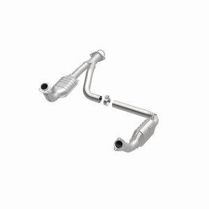 GMC Sierra 2500 HD Catalytic Converter - Magnaflow - Direct-Fit - `07-`10