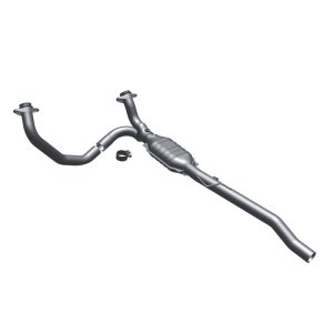 Dodge Ram 1500 Catalytic Converter - Magnaflow - OEM Grade Federal/EPA Compliant Direct-Fit - `02-`03