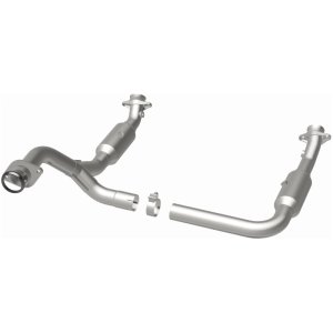 Ford Explorer Sport Trac Catalytic Converter - Magnaflow - OEM Grade Direct-Fit, Y-Pipe Assembly, Federal/EPA Compliant - `07-`10