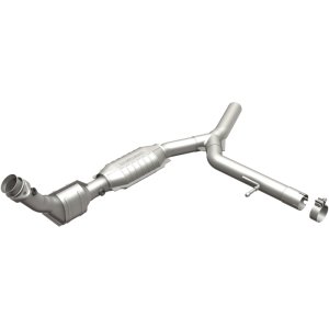 Ford F-150 Catalytic Converter - Magnaflow - OEM Grade Direct-Fit - `04-`08