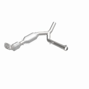 Ford F-150 Catalytic Converter - Magnaflow - OEM Grade Direct-Fit - `04-`08