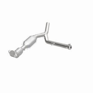 Lincoln Mark LT Catalytic Converter - Magnaflow - OEM Grade Direct-Fit - `06-`08