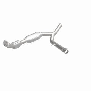 Lincoln Mark LT Catalytic Converter - Magnaflow - OEM Grade Direct-Fit - `06-`08