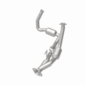 Jeep Commander Catalytic Converter - Magnaflow - Direct-Fit - `06-`10 Jeep Commander Catalytic Converter - Magnaflow - Direct-Fit - `06-`10