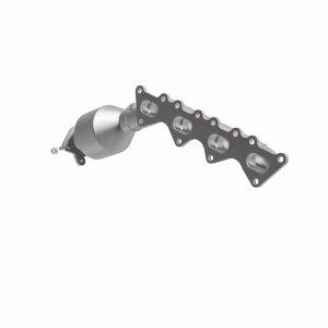 Hyundai Equus Catalytic Converter - Magnaflow - Direct-Fit - 2011