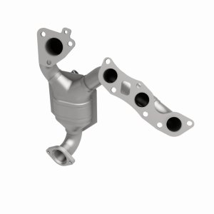 Nissan Quest Catalytic Converter - Magnaflow - HM Grade EPA-Compliant Direct-Fit Manifold, 409 Stainless Steel - `01-`02
