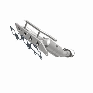Ford Fusion Catalytic Converter - Magnaflow - HM Grade Direct-Fit - `06-`09