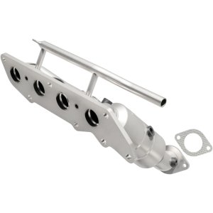 Ford Focus Catalytic Converter - Magnaflow - Direct-Fit, HM Grade - `05-`07