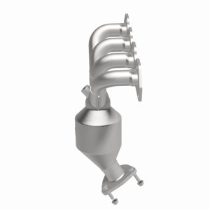 Chevrolet Aveo Catalytic Converter - Magnaflow - OEM Grade Direct-Fit Manifold - `09-`11