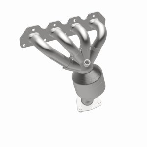 Chevrolet Aveo5 Catalytic Converter - Magnaflow - OEM Grade Direct-Fit Manifold - `09-`11 Chevrolet Aveo5 Catalytic Converter - Magnaflow - OEM Grade Direct-Fit Manifold - `09-`11