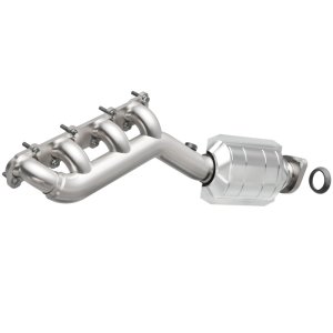 Cadillac STS Catalytic Converter - Magnaflow - OEM Grade Direct-Fit - `06-`09 Cadillac STS Catalytic Converter - Magnaflow - OEM Grade Direct-Fit - `06-`09