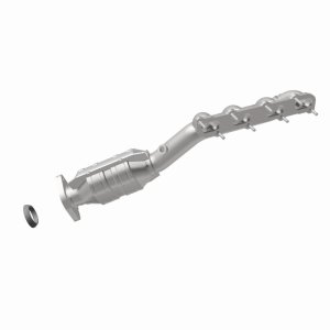 Cadillac STS Catalytic Converter - Magnaflow - OEM Grade Direct-Fit - `06-`09