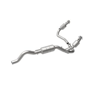 Dodge Durango Catalytic Converter - Magnaflow - Direct-Fit - `02-`03