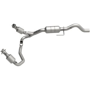 Dodge Durango Catalytic Converter - Magnaflow - Direct-Fit - `02-`03
