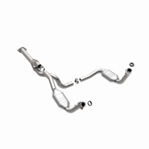 Chevrolet Express 1500 Performance Exhaust - Magnaflow - OEM Grade Direct-Fit Catalytic Converter - `00-`02
