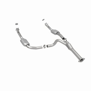 GMC Savana 1500 Performance Exhaust - Magnaflow - OEM Grade Direct-Fit Catalytic Converter - `00-`02