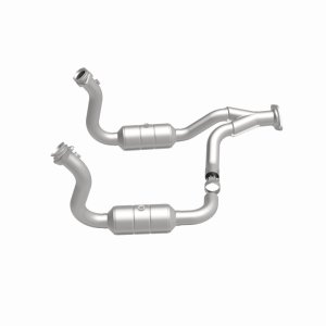 Ford F-450 Catalytic Converter - Magnaflow - Direct Fit - `08-`10 Ford F-450 Catalytic Converter - Magnaflow - Direct Fit - `08-`10