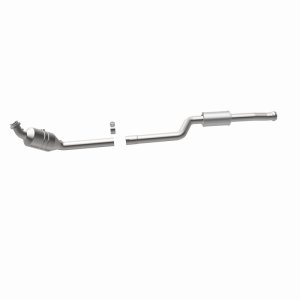 Mercedes-Benz E Class Catalytic Converter - Magnaflow - OEM Grade Direct-Fit - `10-`11 Mercedes-Benz E Class Catalytic Converter - Magnaflow - OEM Grade Direct-Fit - `10-`11