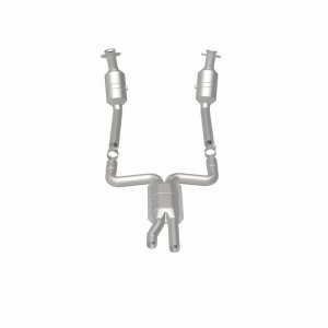 Lincoln LS Catalytic Converter - Underbody - Magnaflow - Direct-Fit OEM Grade - `03-`04