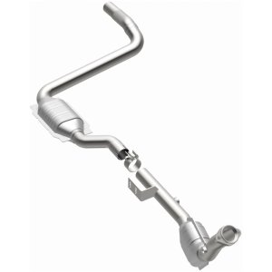 Mercedes-Benz M Class Catalytic Converter - Underbody - Magnaflow - OEM Grade Direct-Fit - `03-`05