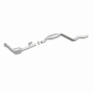 Mercedes-Benz M Class Catalytic Converter - Underbody - Magnaflow - OEM Grade Direct-Fit - `03-`05